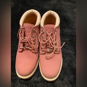 Timberland Womens Nellie Nubuck Round Toe Ankle Boots, Pink Size 6.5. No box